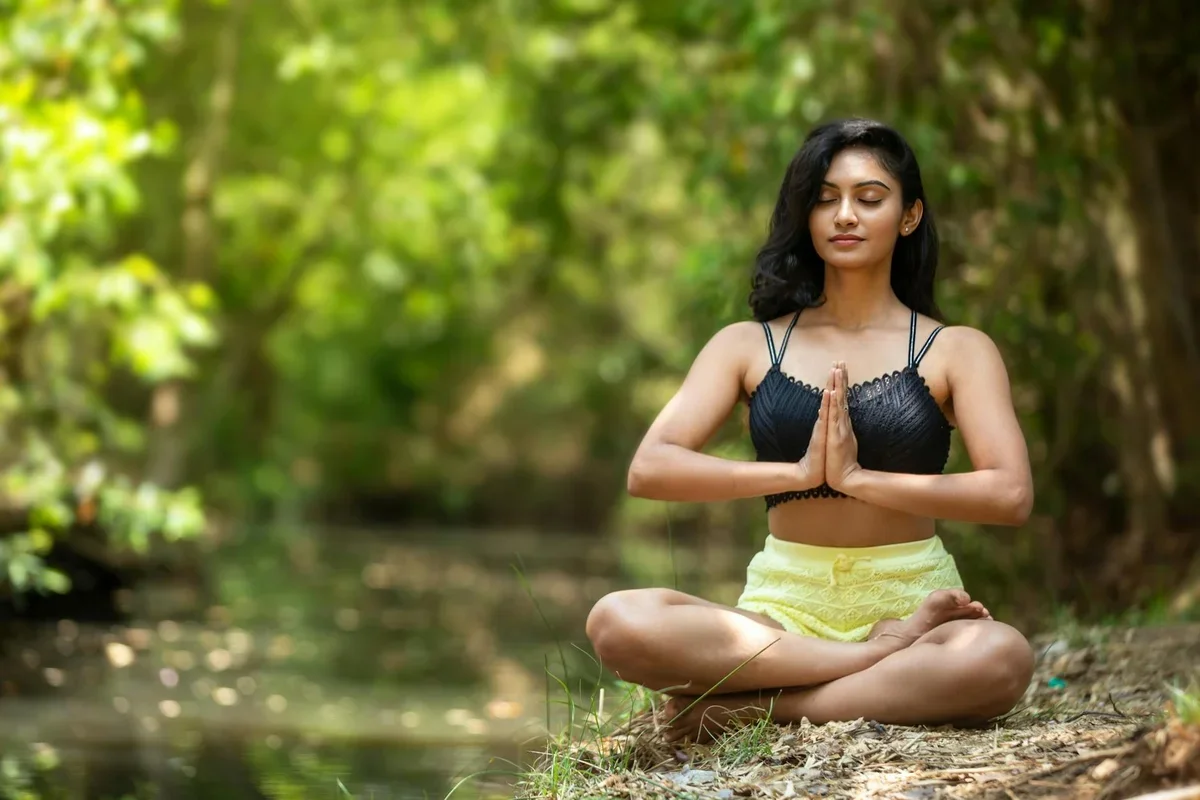 Progress tracking charts and meditation journal examples